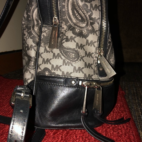 SOLD! - Picture 2 of 5